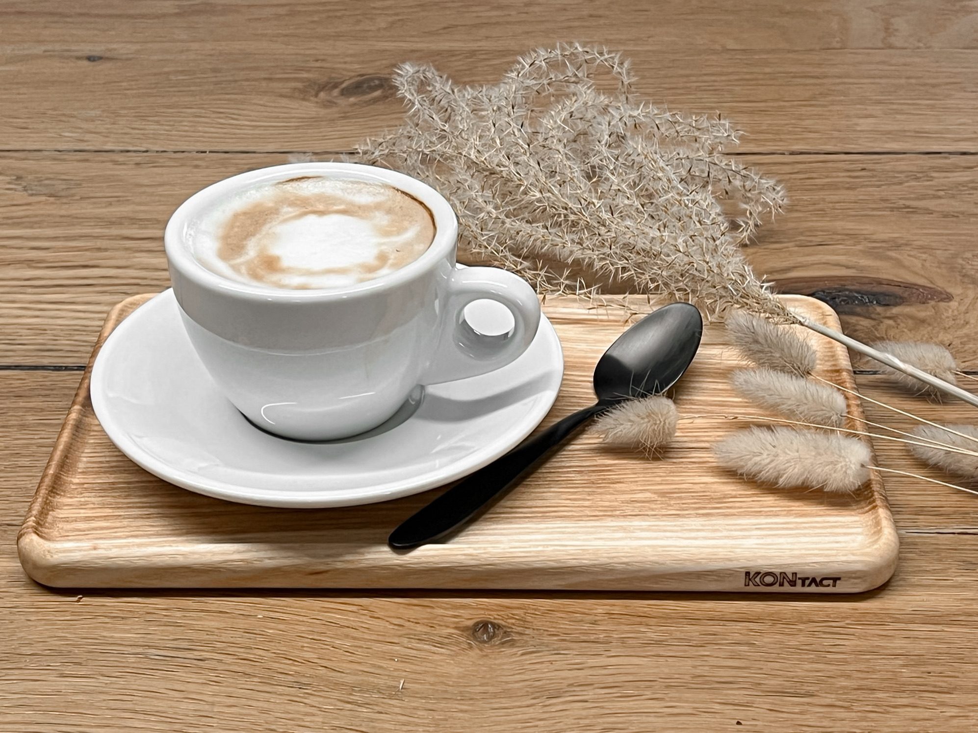 Kávový servírovací tác KONtact